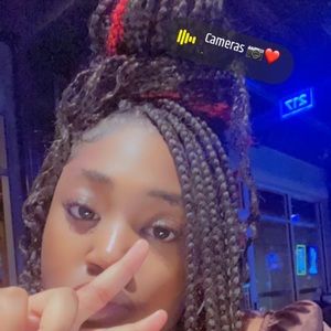 Meet your Posher, Sasha